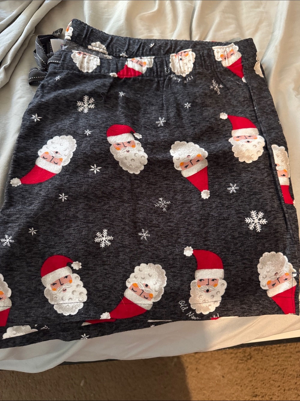 Old Navy Women's Dark Gray & Red Santa Print Pajama shorts